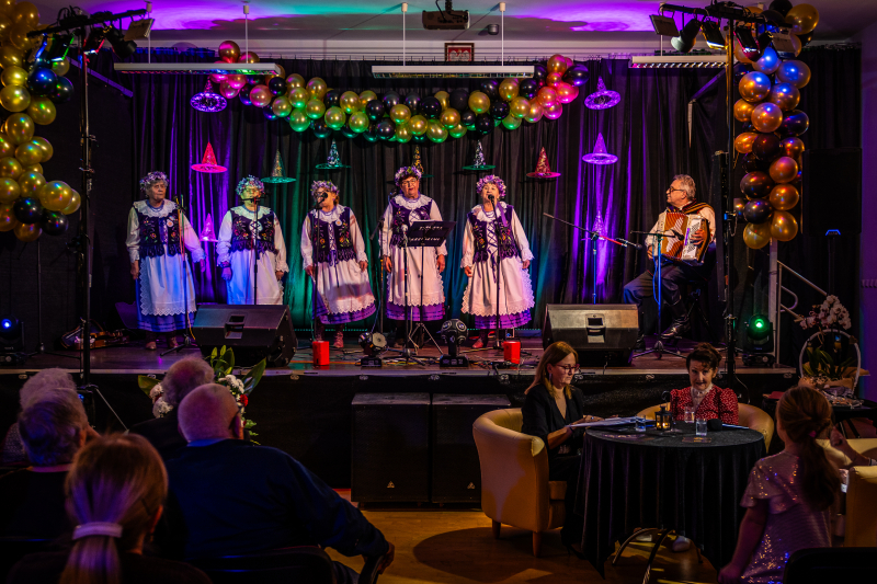 Andrzejkowy wieczór wspomnień z Elżbietą Oliwą Szarejko