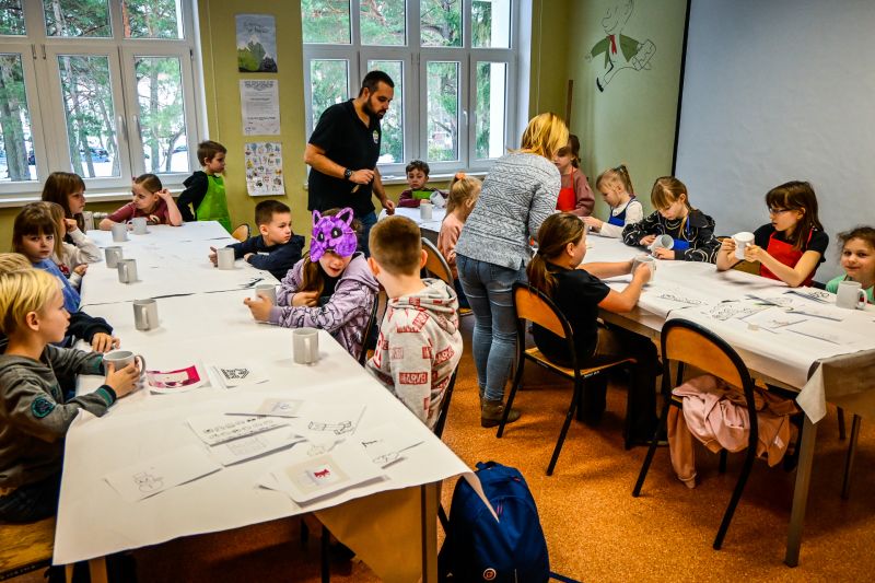 Dwa tygodnie bajkowych ferii z biblioteką za nami