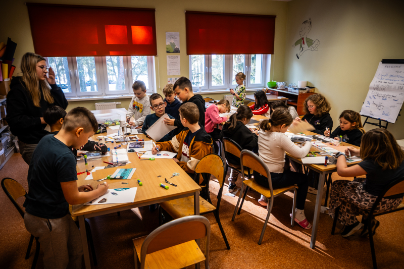 Energetyczne ferie z biblioteką 2026 - dwa tygodnie pełne aktywności i dobrej energii