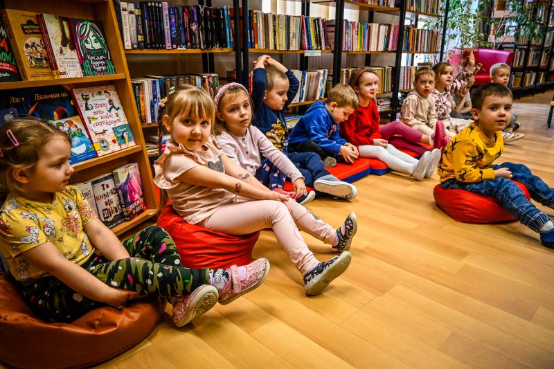 Lekcja biblioteczna pn. „Biblioteka - cisza? Tu nie obowiązuje”