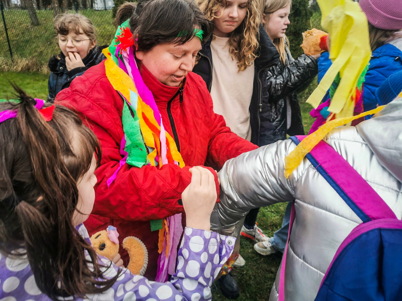 Powitanie wiosny i wielkanocne poszukiwanie słodkości w Silnowie