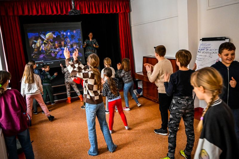 Dwa tygodnie bajkowych ferii z biblioteką za nami