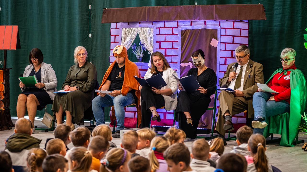 „Dwie Dorotki” na IV Gminnym Czytaniu w Łubowie