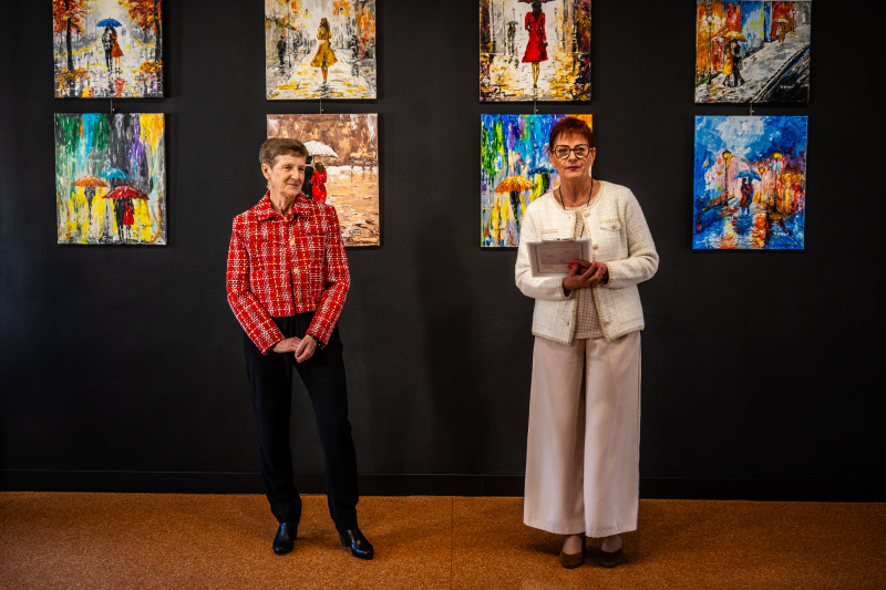 „Marzenie…” - wyjątkowy wernisaż Danuty Kmiecik w Art Galerii biblioteki